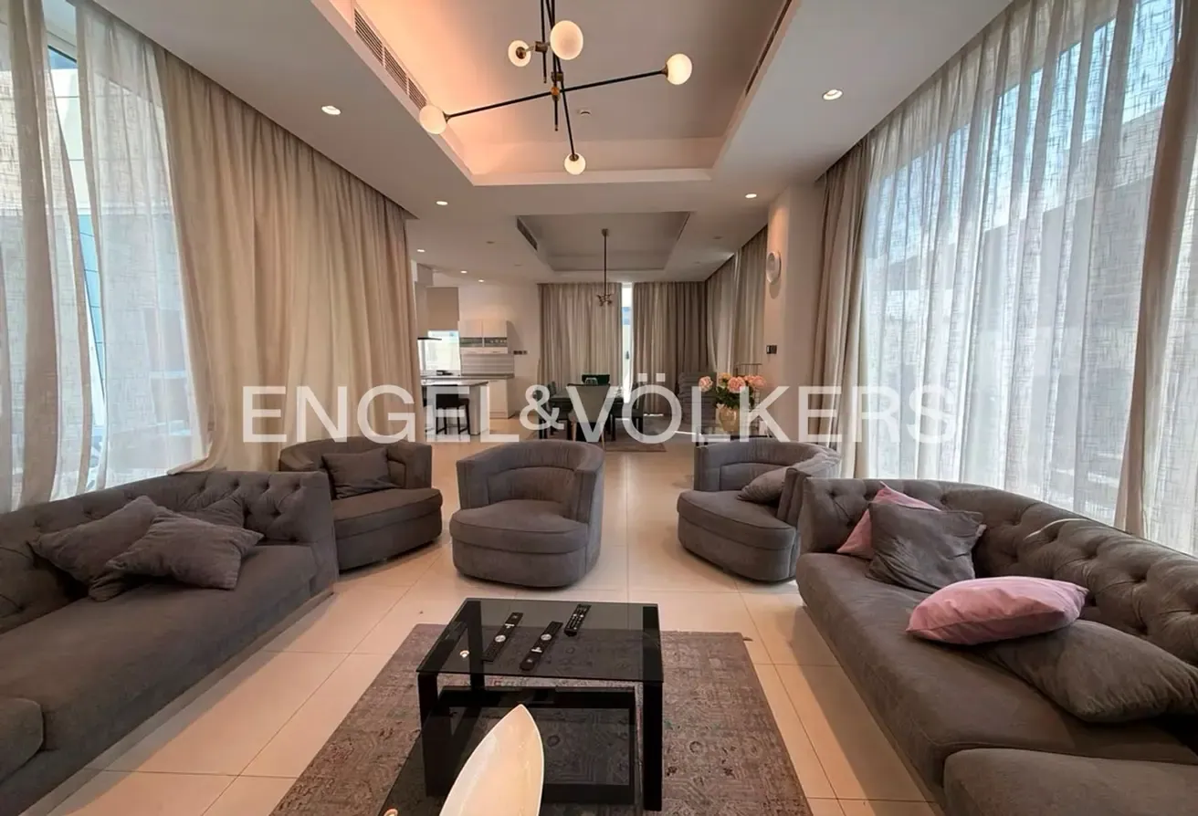 Custom Built | Fully Furnished | Vacant | Modern