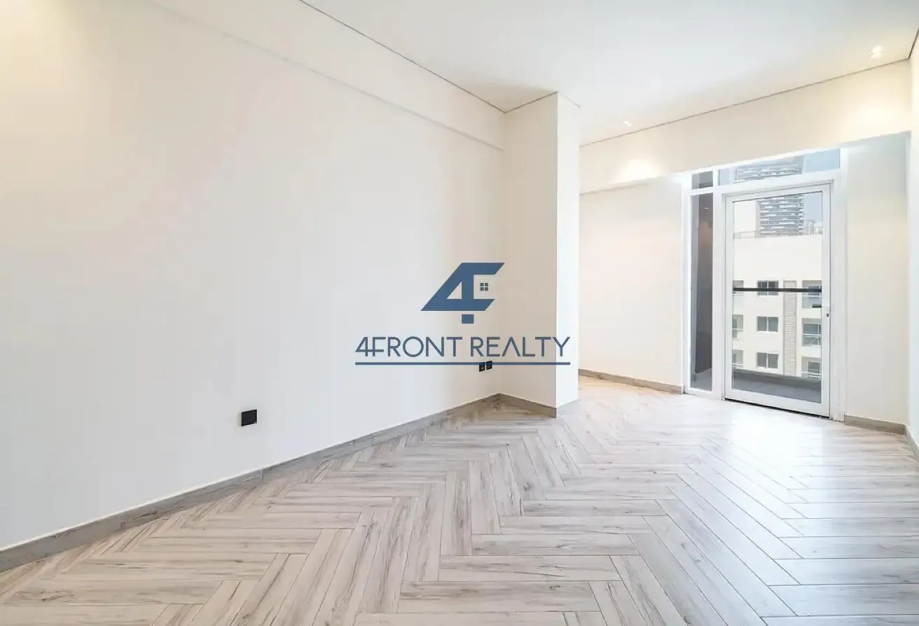 Spacious Layout I Modern Design I Available Now