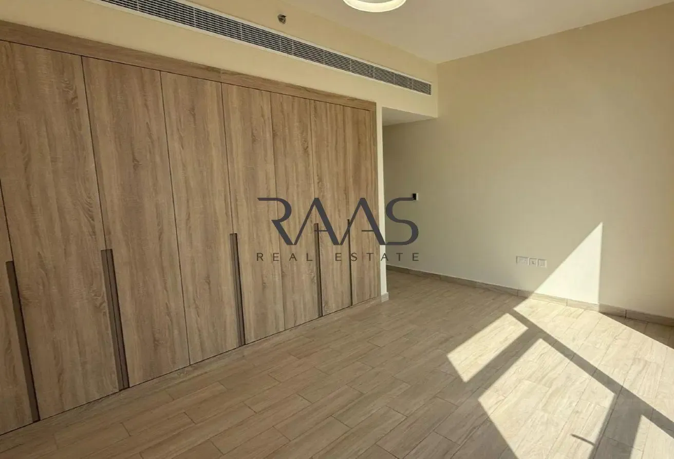Spacious Layout | Corner Unit | Brand New