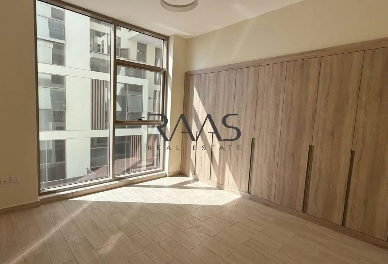 Spacious Layout | Corner Unit | Brand New