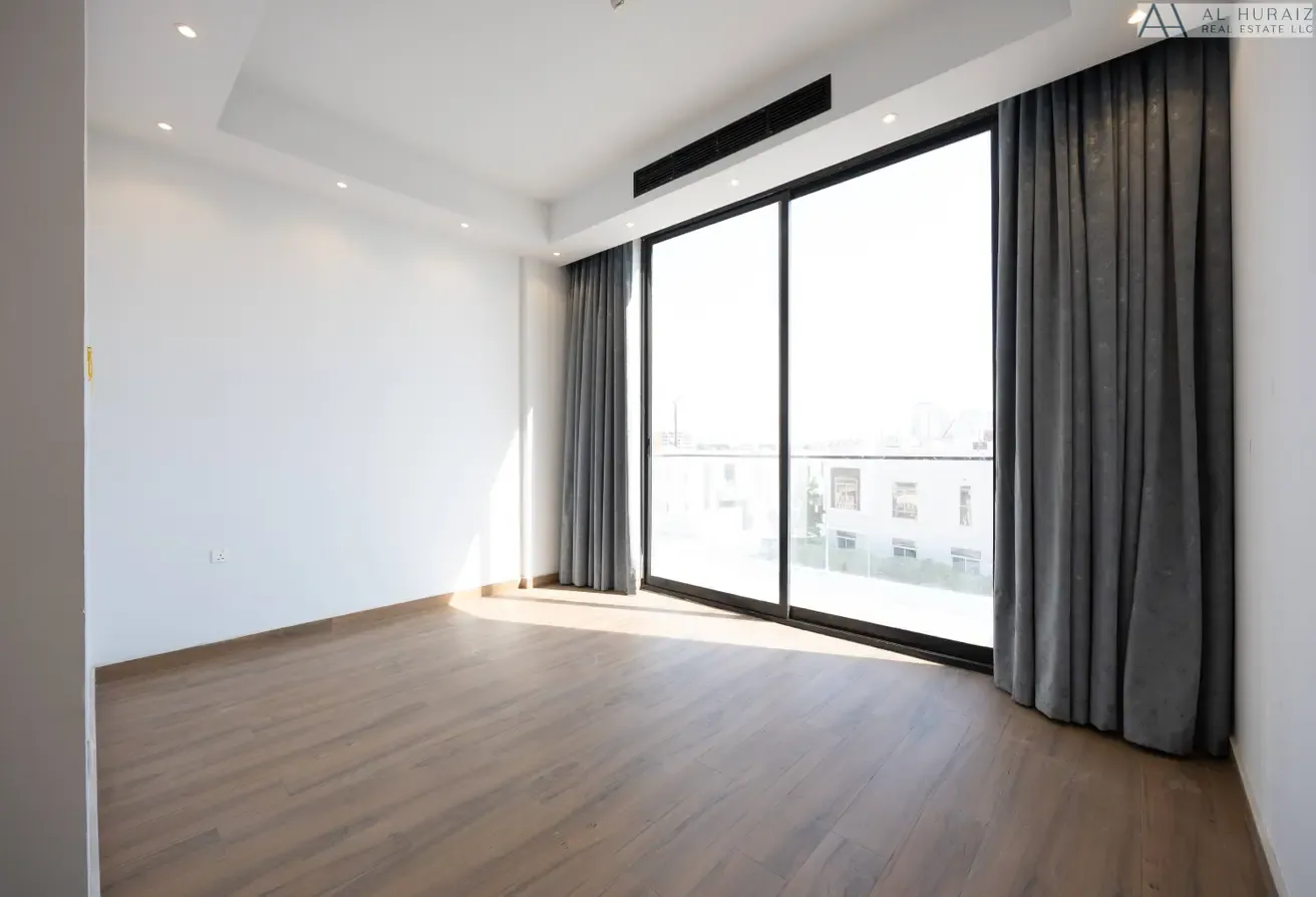 Contemporary Luxury 5 B/R Custom Villa for Rent in JVT