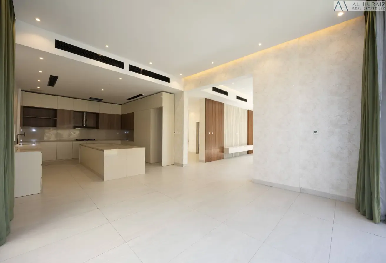 Contemporary Luxury 5 B/R Custom Villa for Rent in JVT