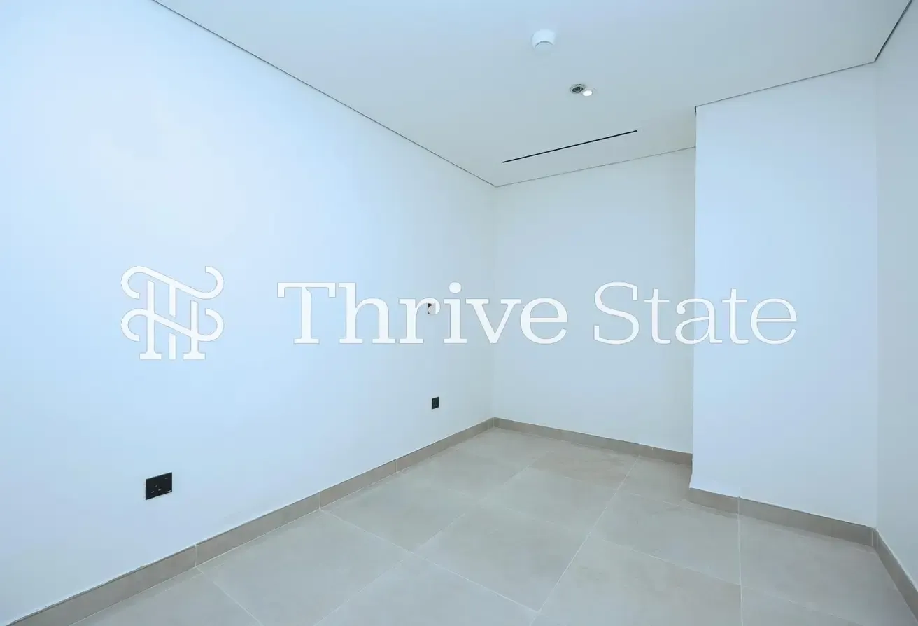 Best Price | Unfurnished | WITH MAIDS ROOM