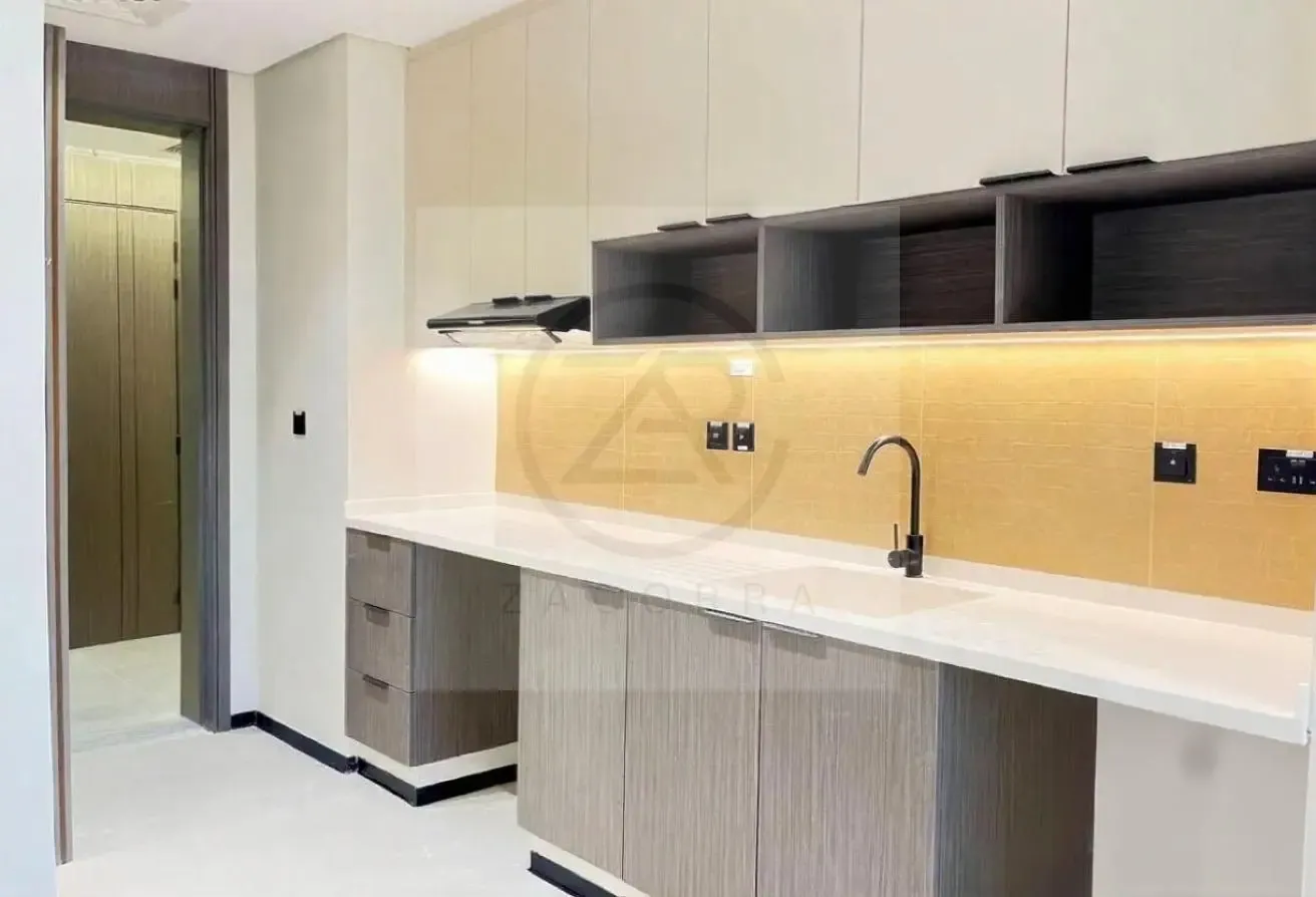 Brand New | Smart Home | Multiple Cheques
