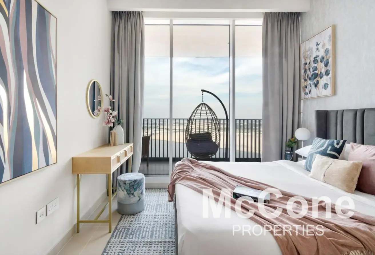 Modern Furnished | Creek View | Mid Floor