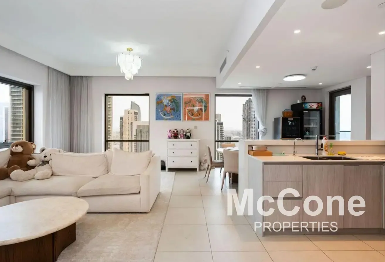 Stunning Views | Largest Layout | Cheque Flexible