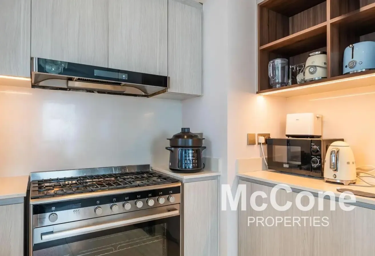 Stunning Views | Largest Layout | Cheque Flexible