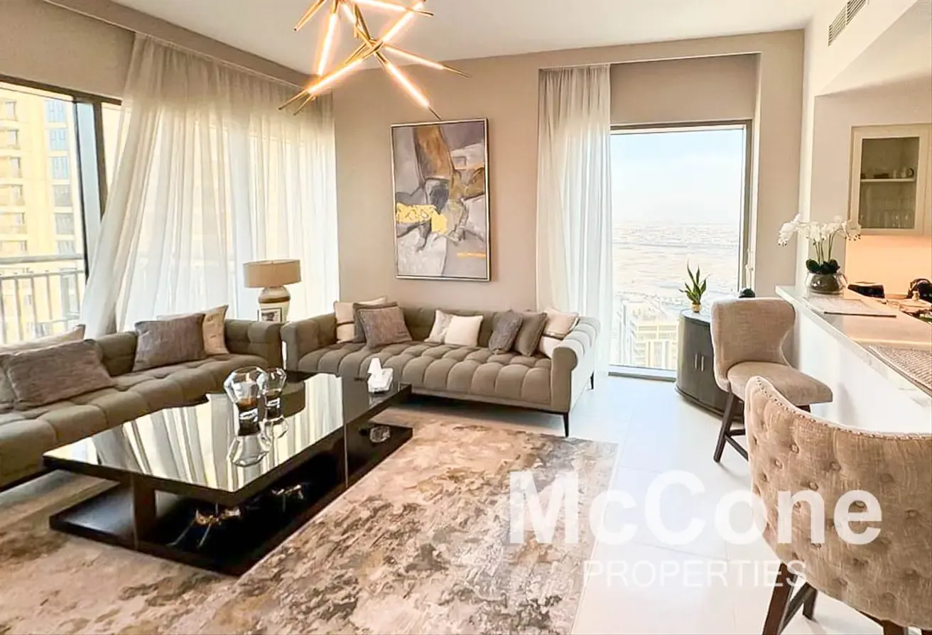 Furnished | High Floor | Vacant June