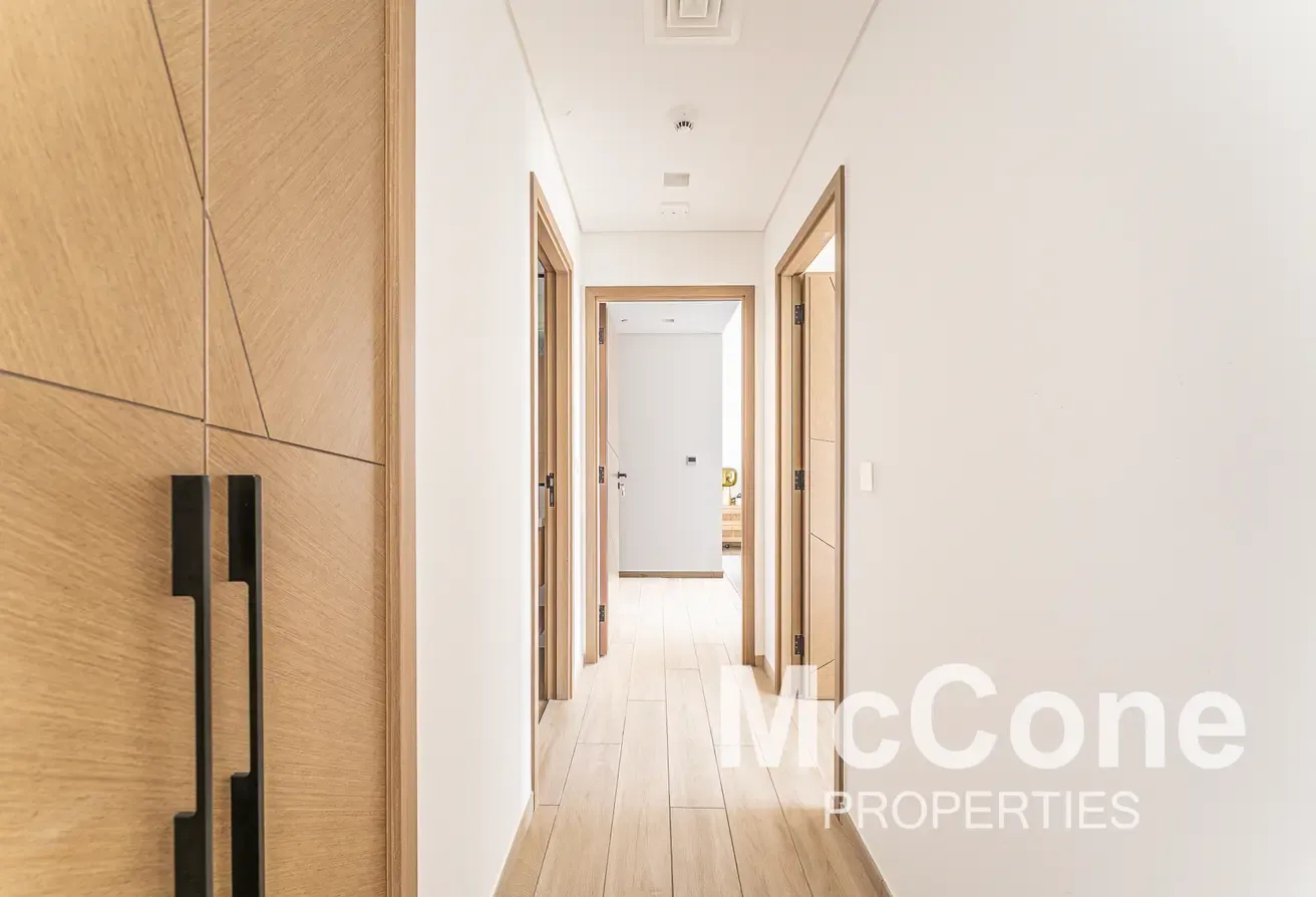 High Floor | Branded Residences | Ready Move In