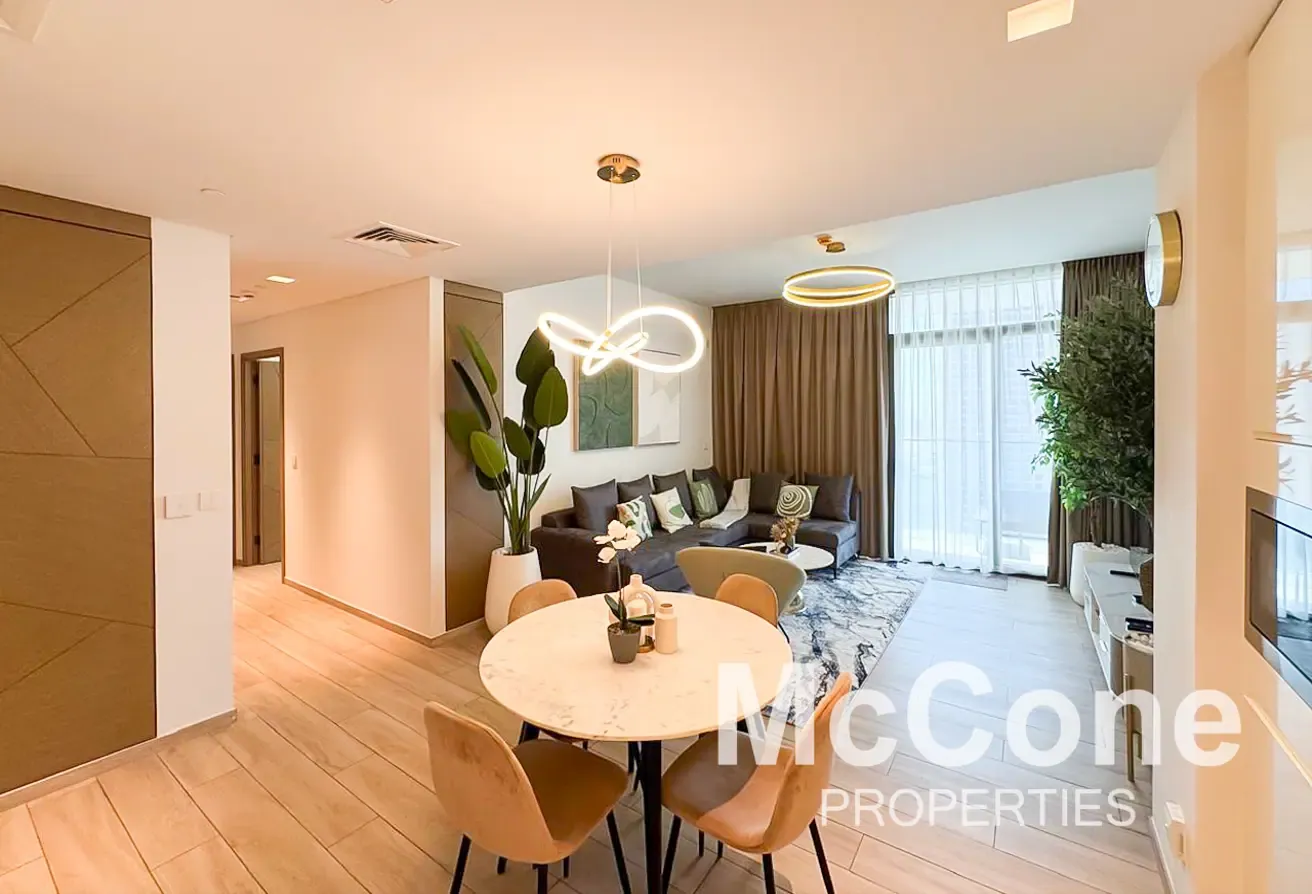 Vacant | Cheque Flexible | Highly Furnished