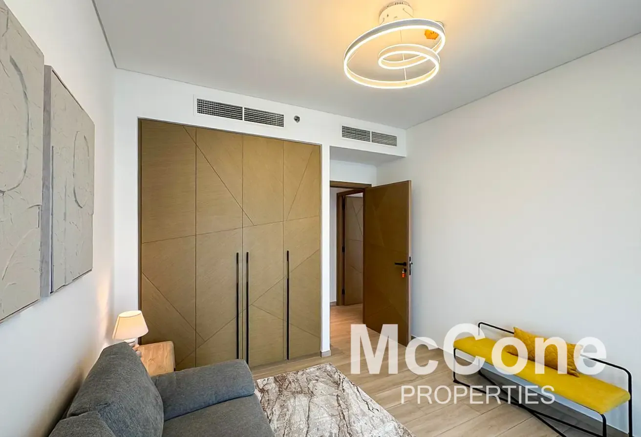 Vacant | Cheque Flexible | Highly Furnished