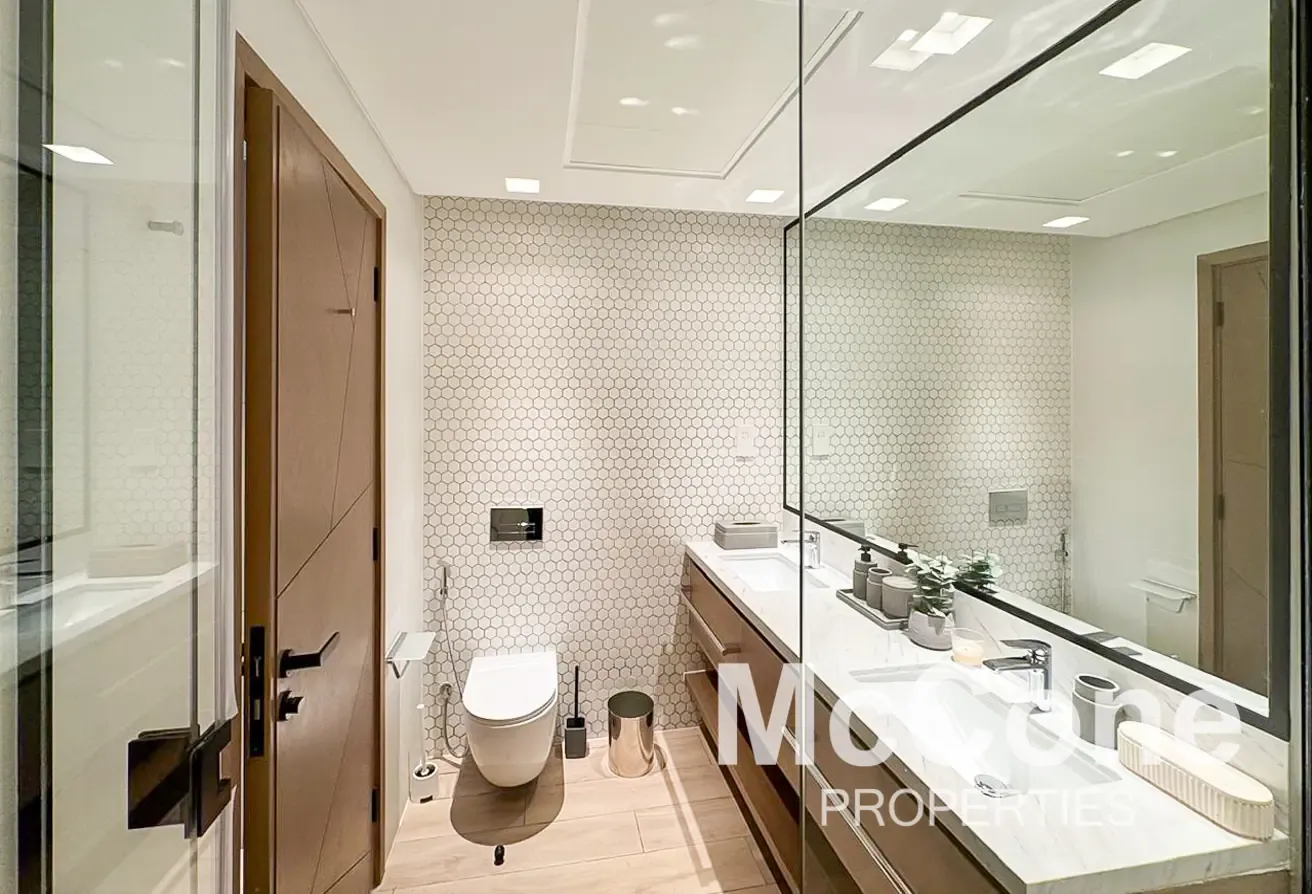 Vacant | Cheque Flexible | Highly Furnished