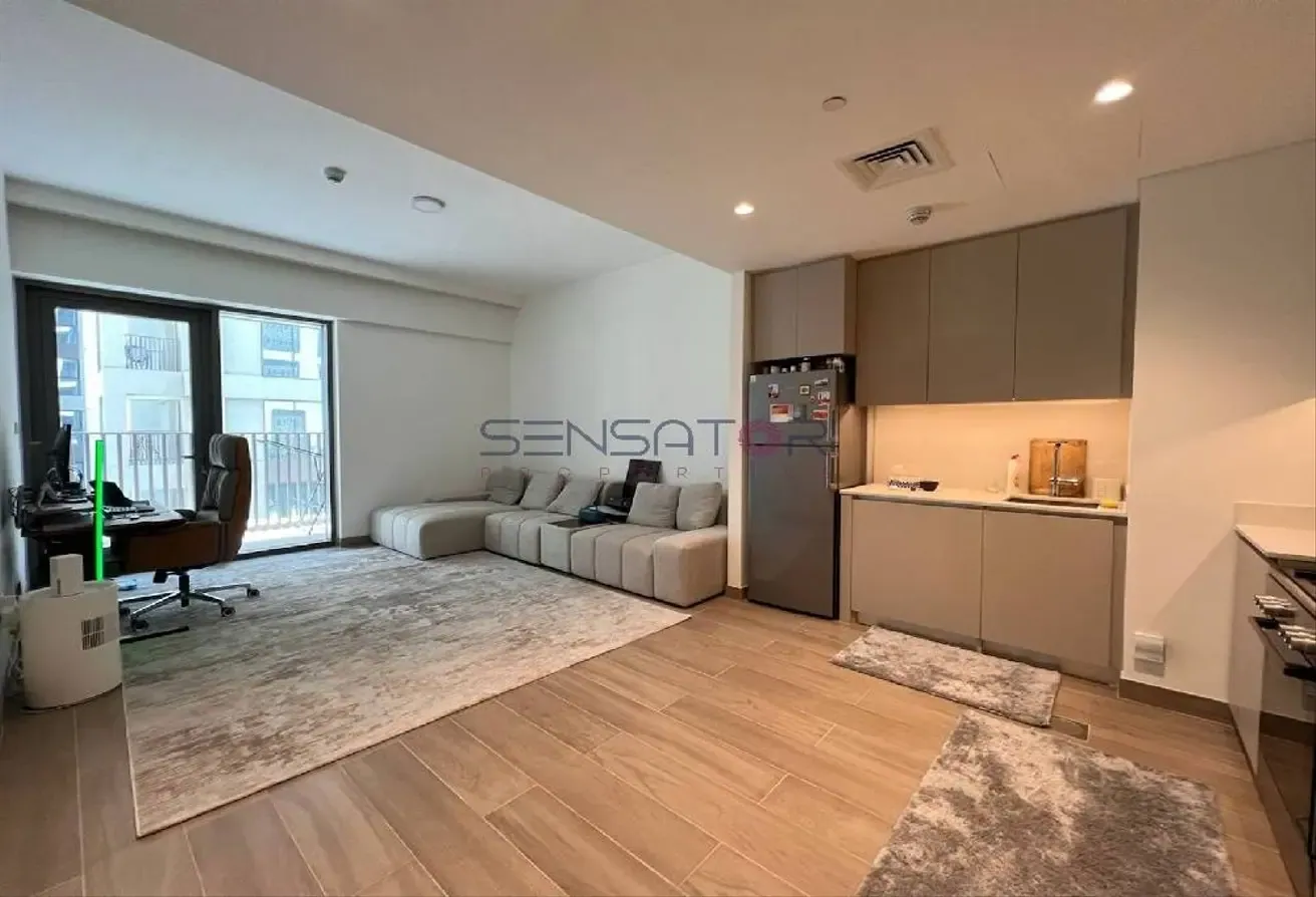 SPACIOUS FURNISHED | BEACH ACCESS | WATER VIEW