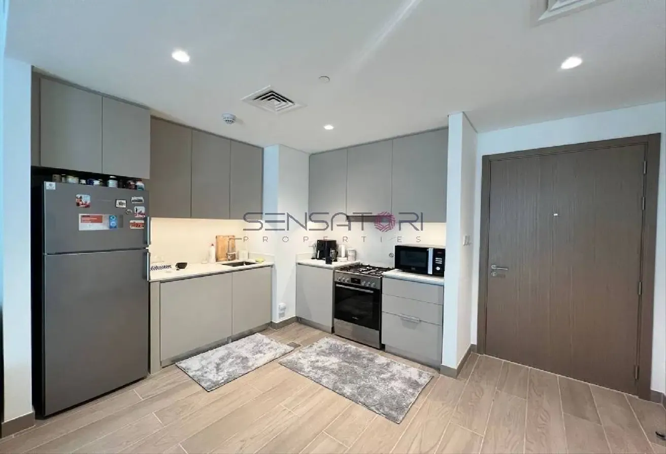 SPACIOUS FURNISHED | BEACH ACCESS | WATER VIEW