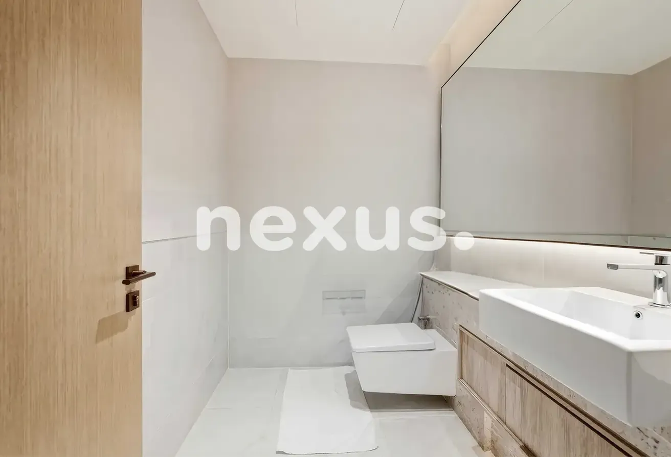2BD| PREMIUM LIVING |CREEK VIEWS | FULLY FURNISHED