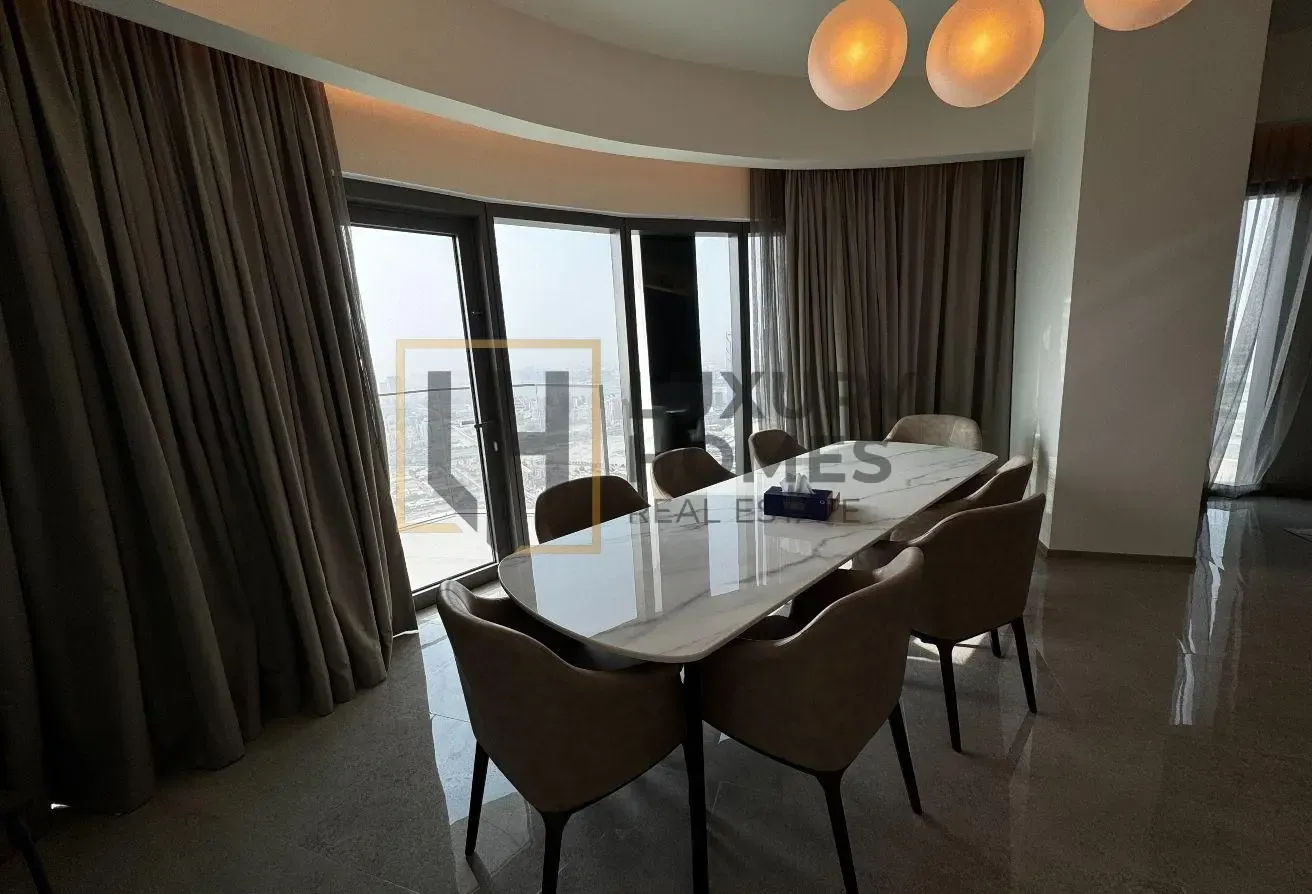 FULLY FURNISHED | LAKE VIEW | SPACIOUS LAYOUT