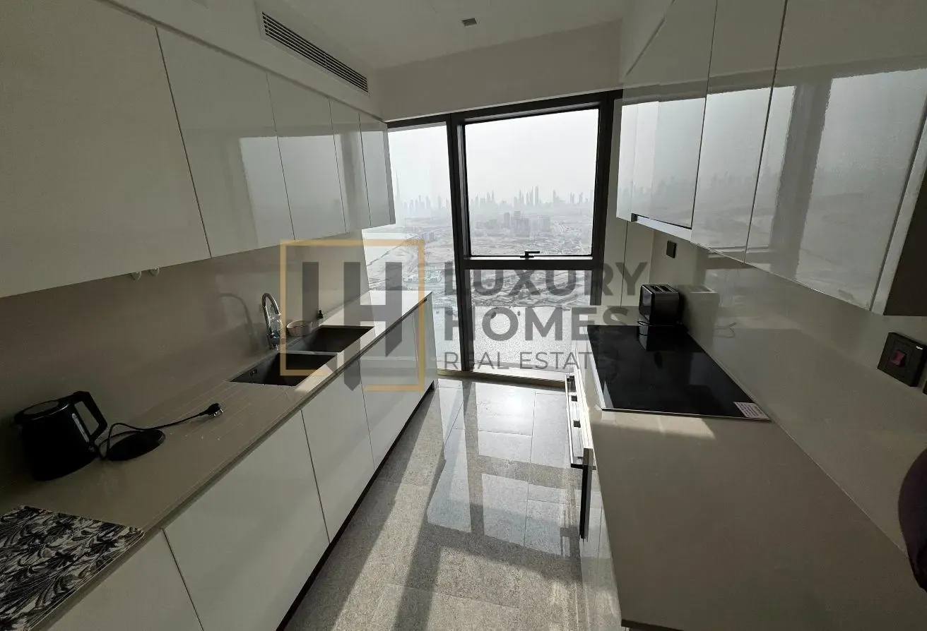 FULLY FURNISHED | LAKE VIEW | SPACIOUS LAYOUT