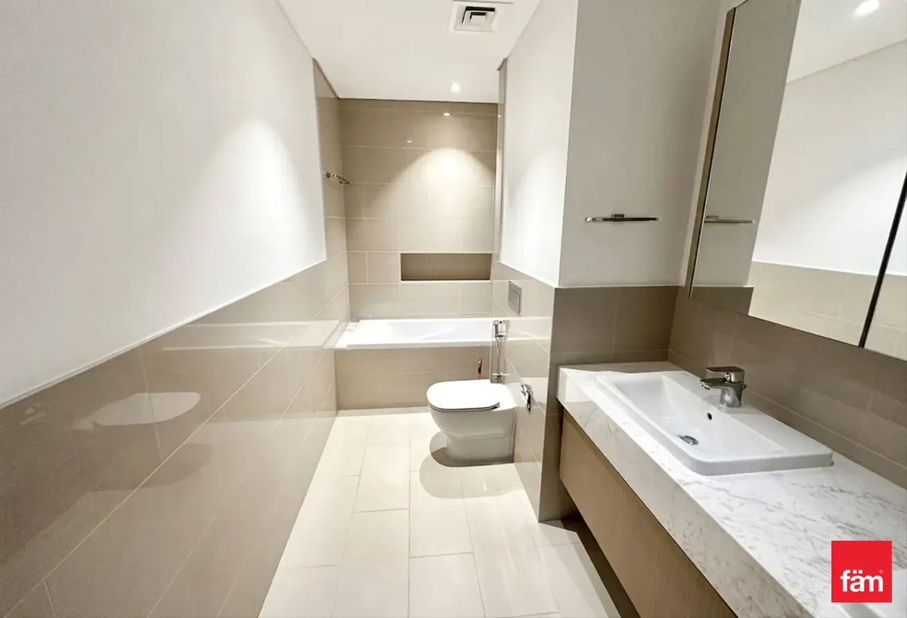 High Floor | Skyline Burj View | Spacious