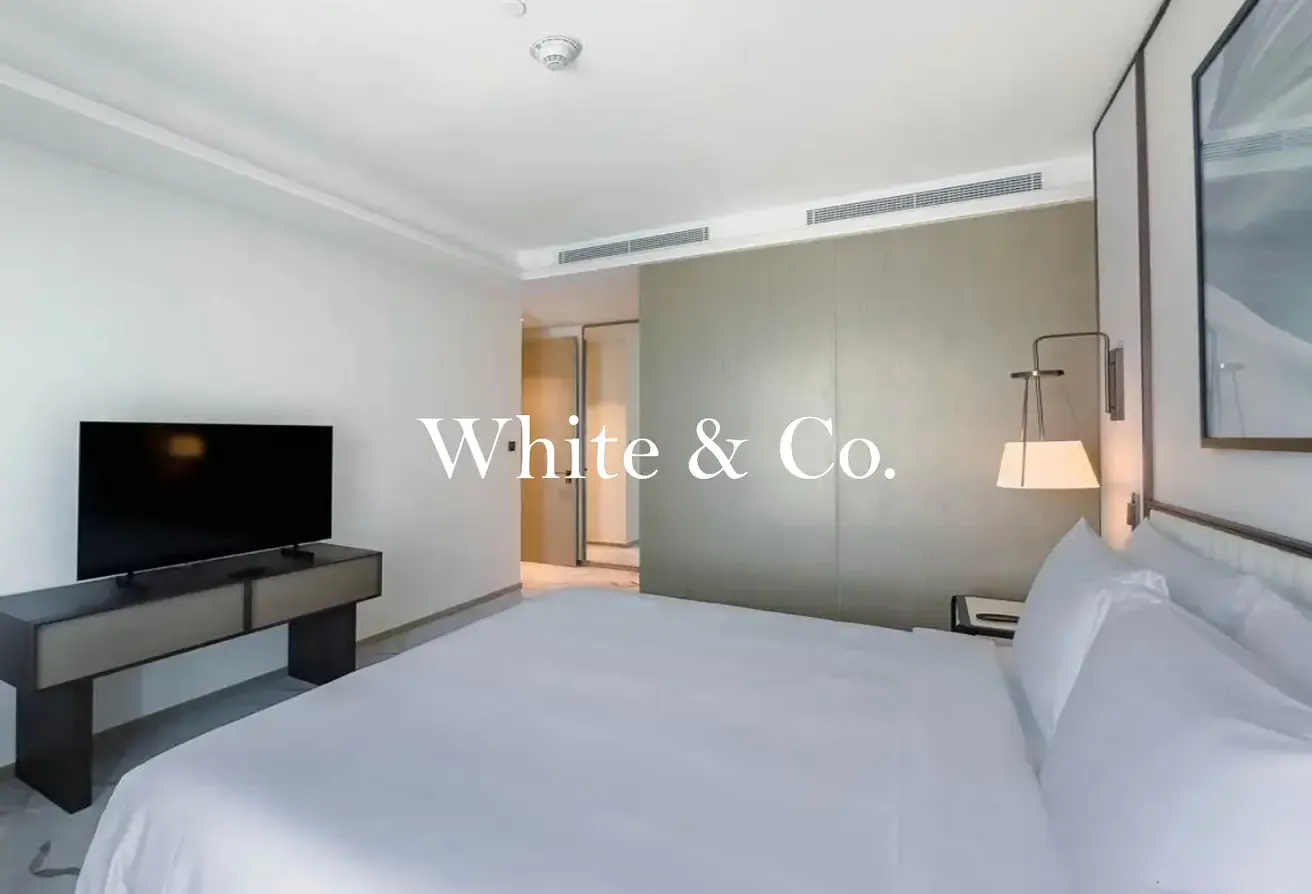 FULLY FURNISHED | MODERN | OPEN VIEW |GYM