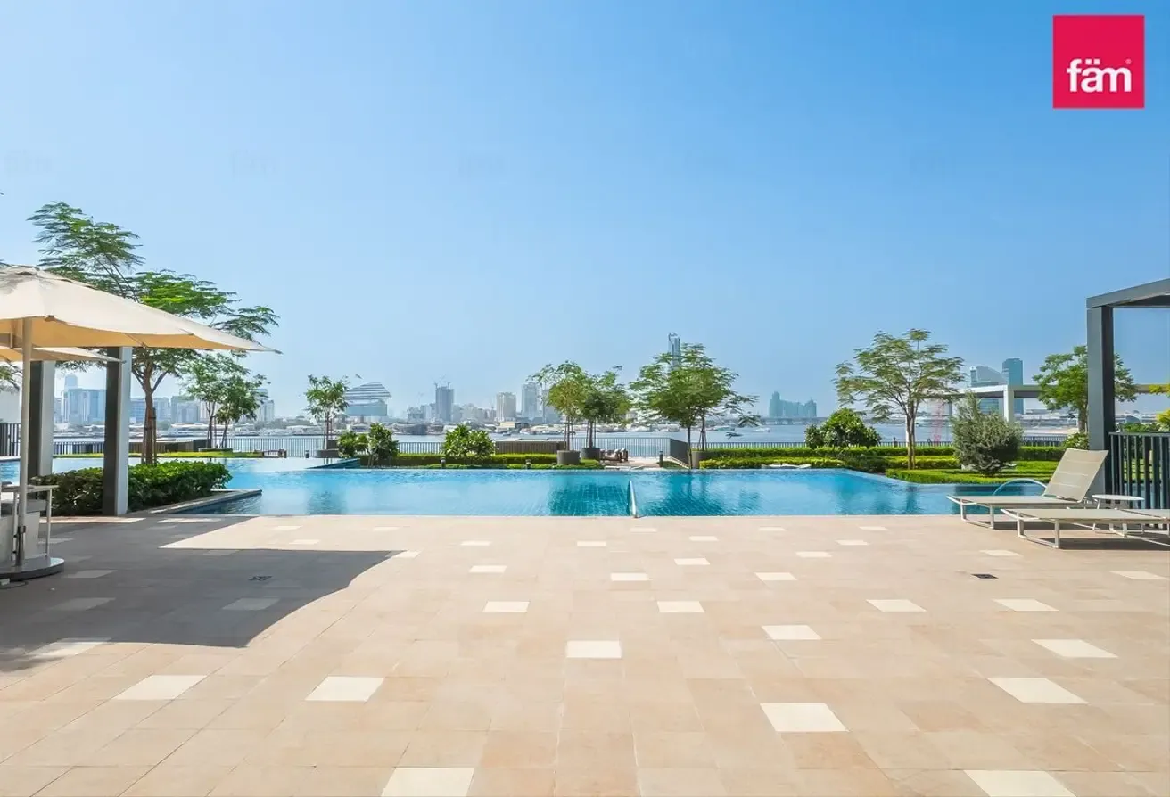Well Furnished 1br | High Floor | Waterfront