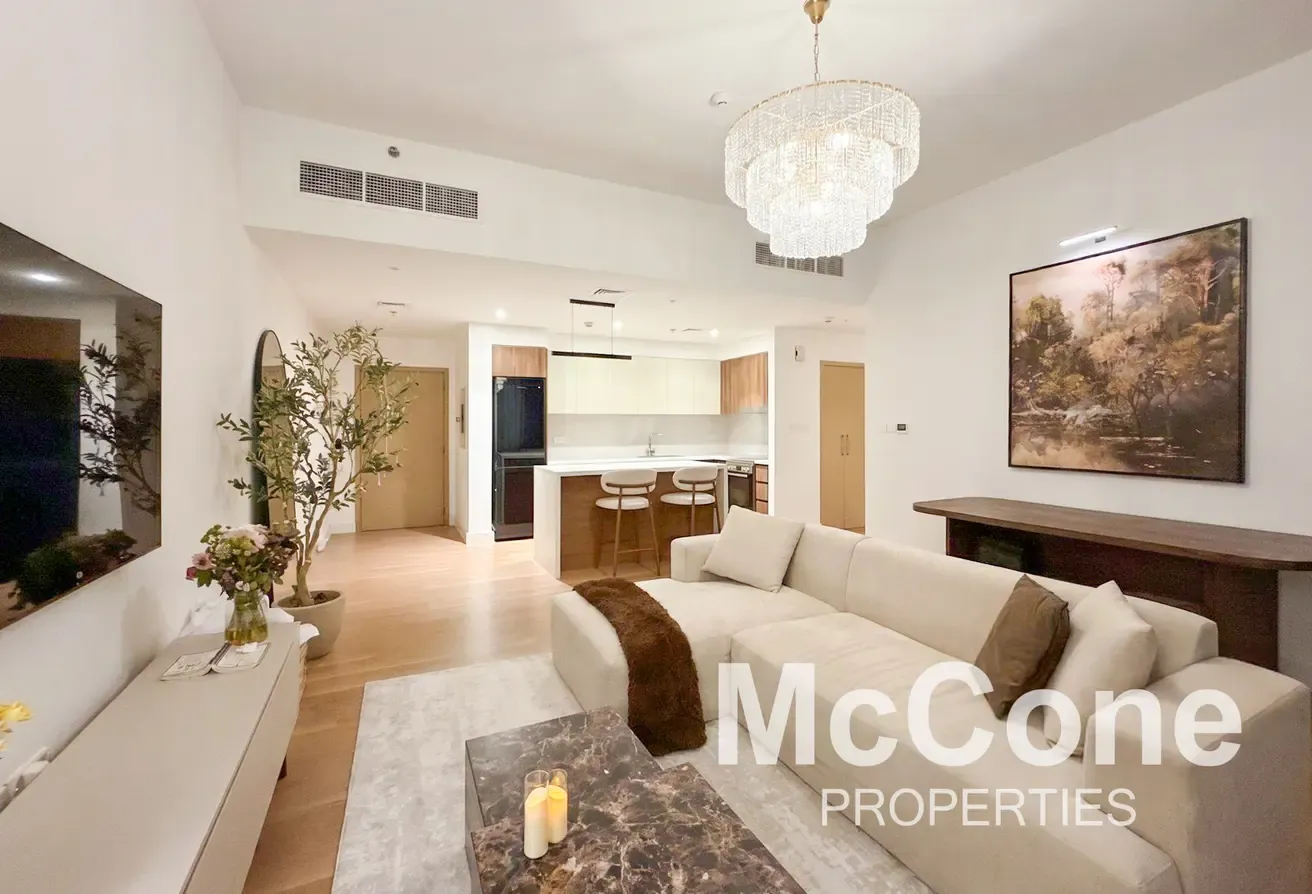 Fully Furnished | Prime Location | High Floor