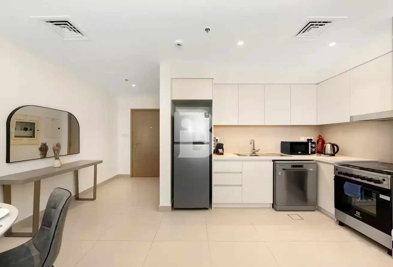 Park View |  Newly Upgraded | High floor