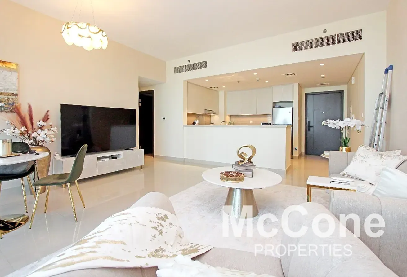 High-Floor | Vacant | Fully Furnished