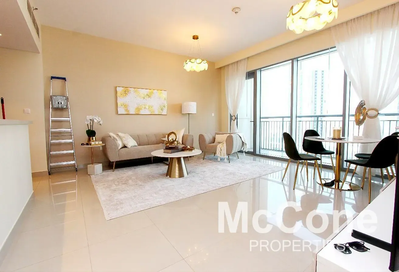High-Floor | Vacant | Fully Furnished