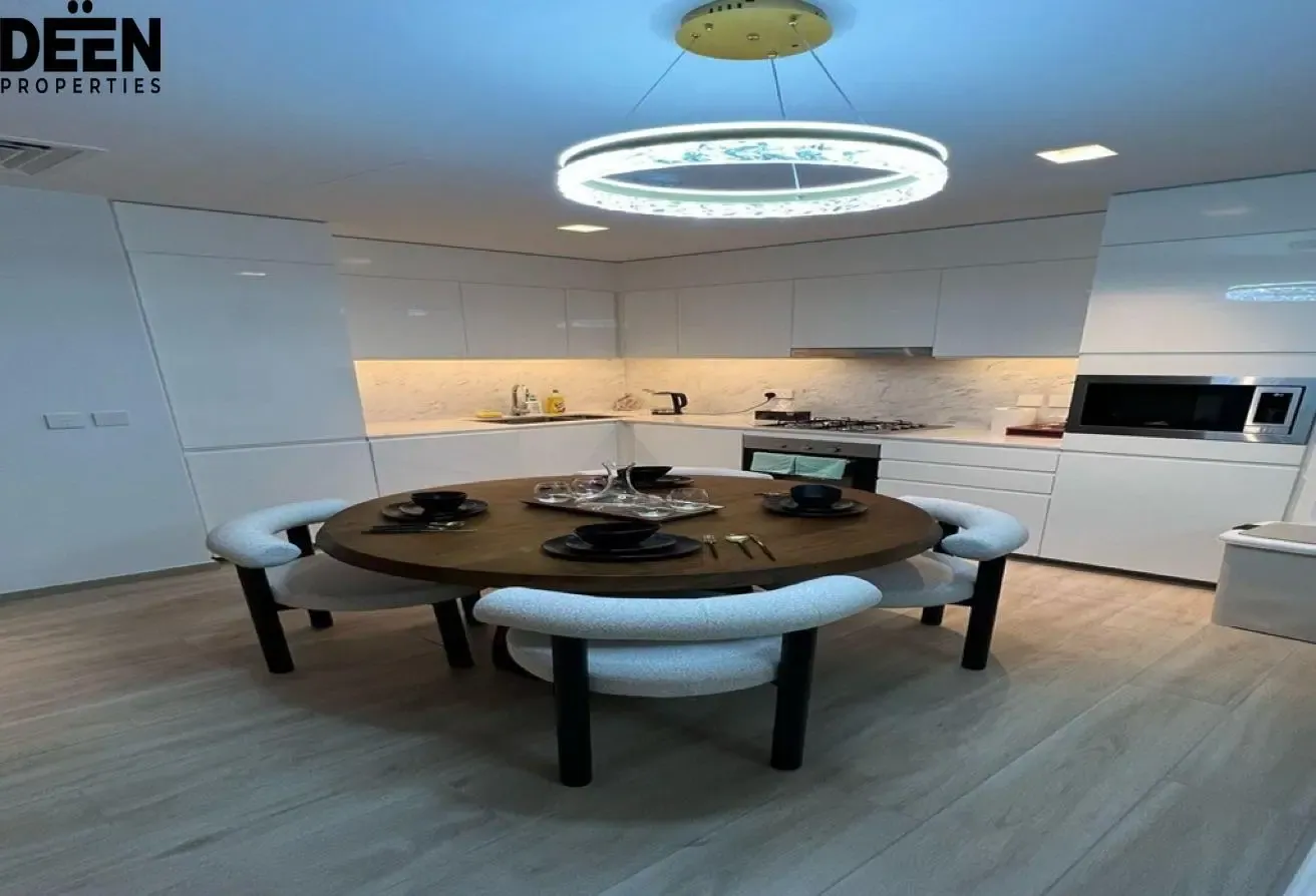 Furnished I High Floor I Lagoon View I Spacious