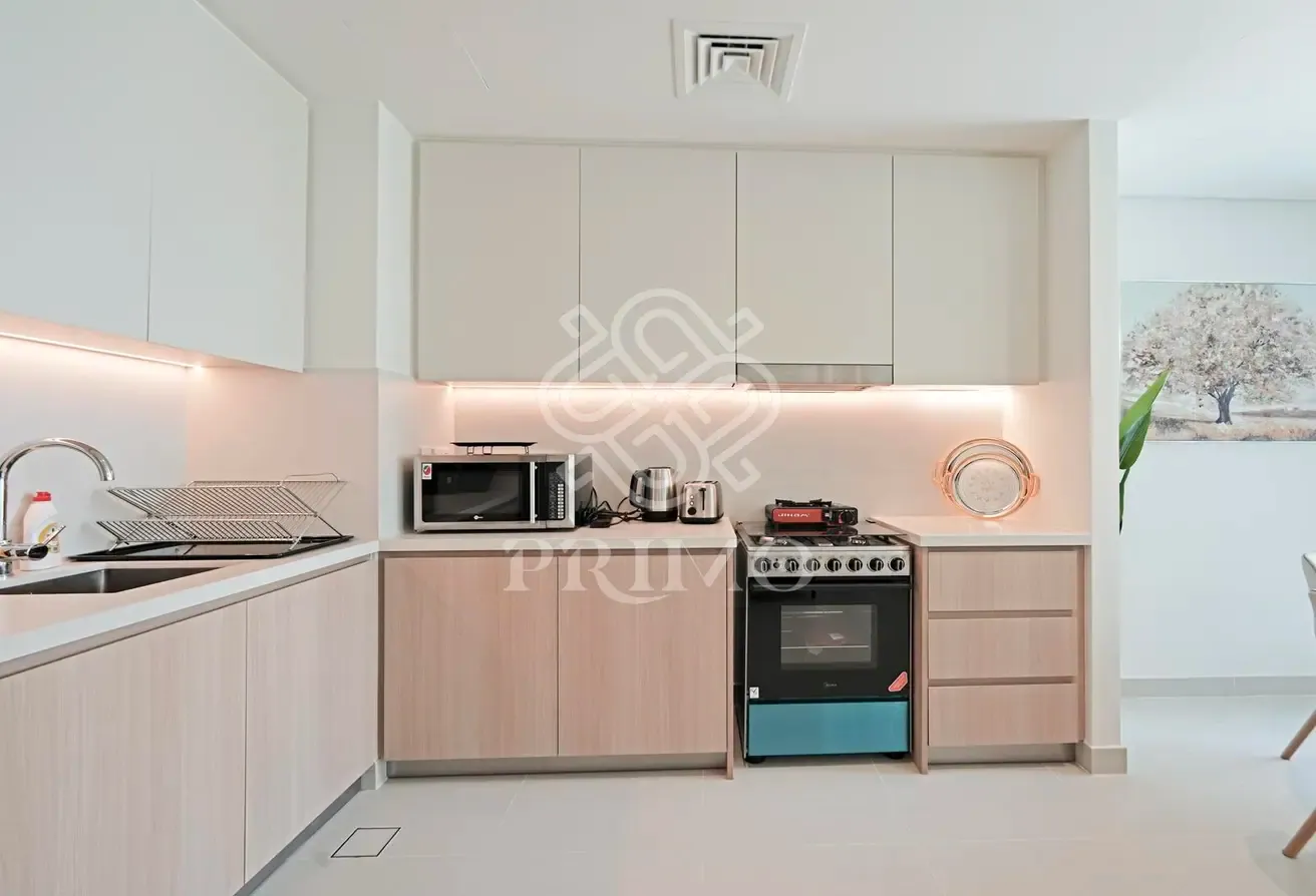 FULLY FURNISHED I SPACIOUS LAYOUT I POOL VIEW