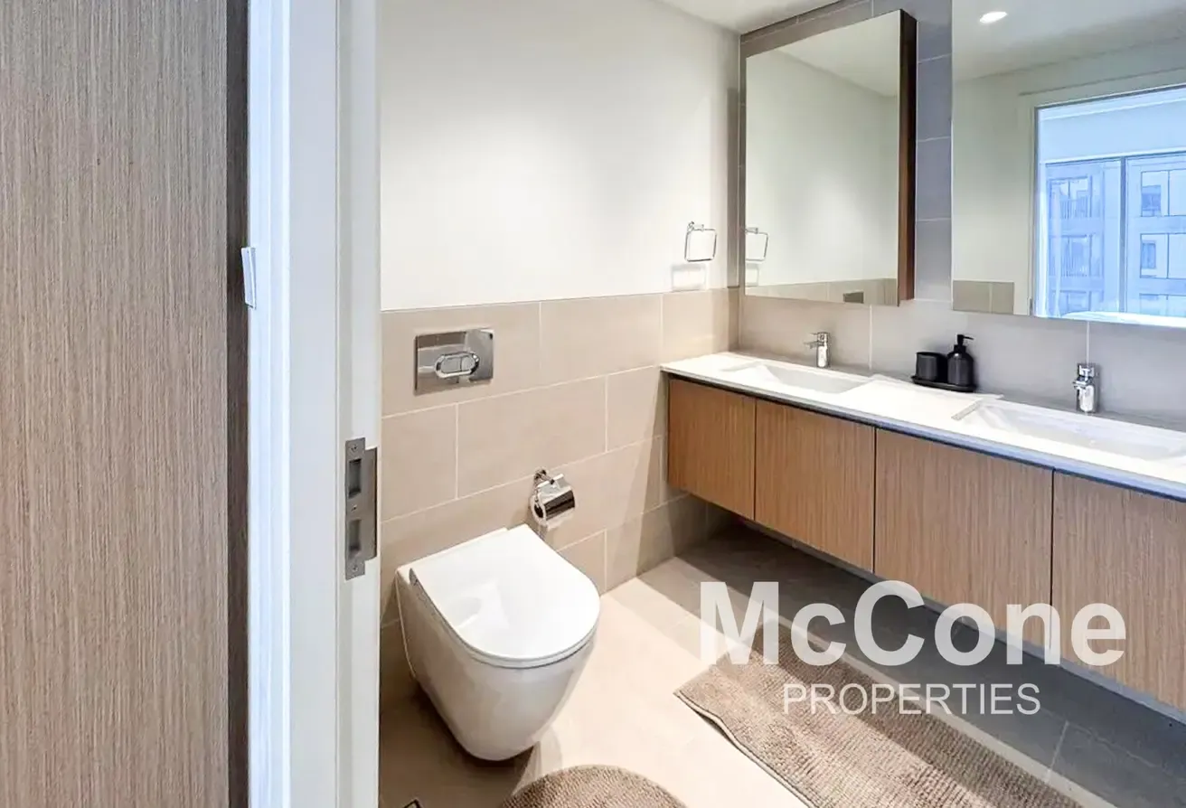 Vacant | Highly Furnished | Lagoon Access