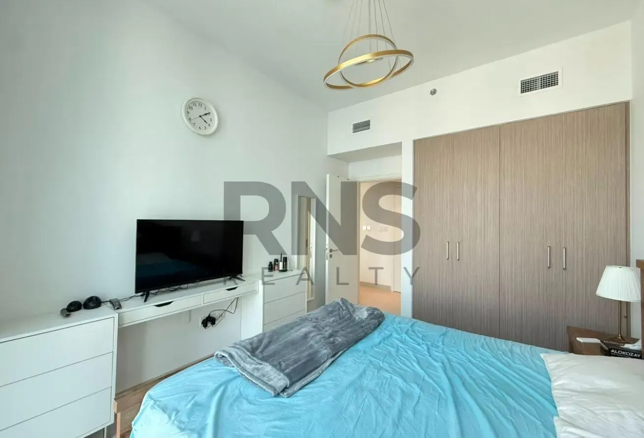 High Floor | Vacant | Flexible 12 Cheques