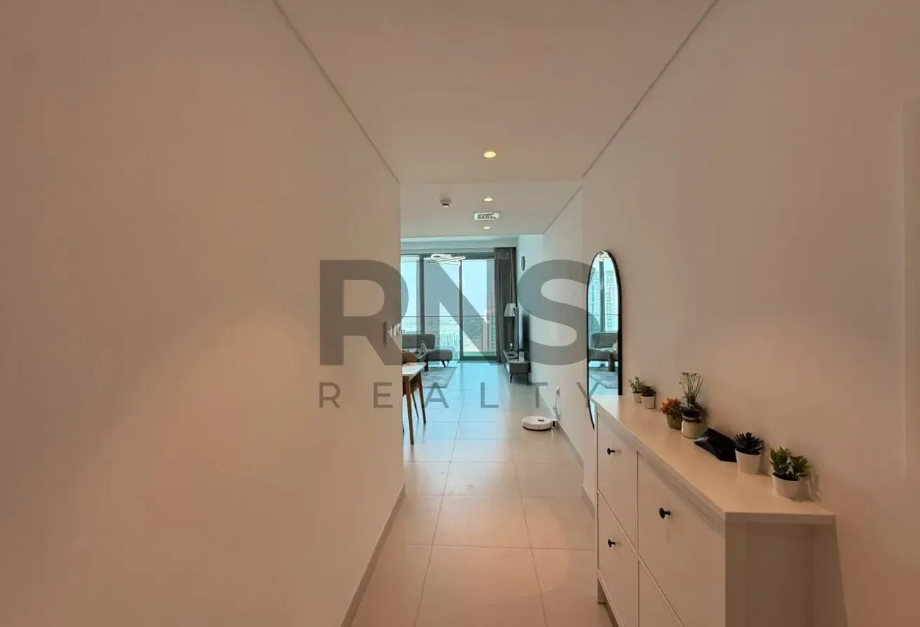 High Floor | Vacant | Flexible 12 Cheques