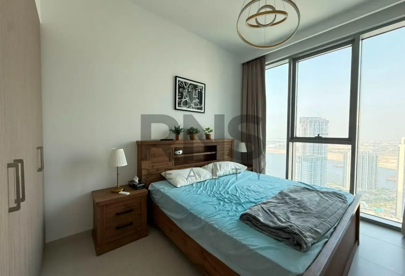 High Floor | Vacant | Flexible 12 Cheques