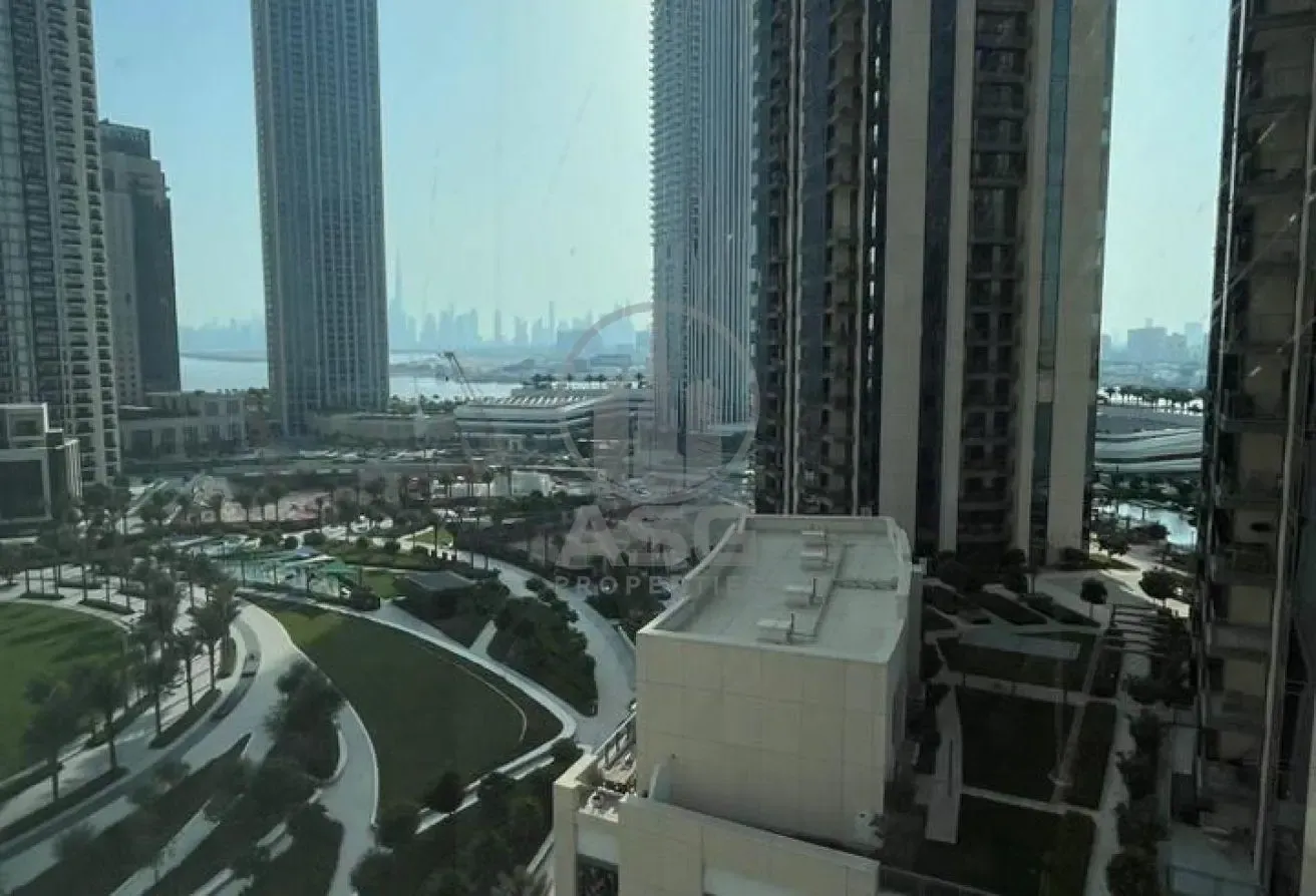 Modern 1BR | Harbour Gate 1 | Prime Location