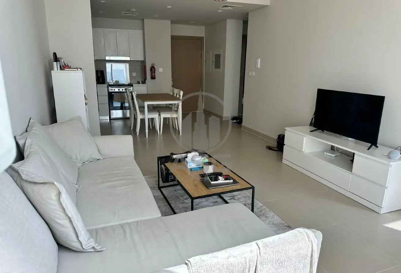 Modern 1BR | Harbour Gate 1 | Prime Location