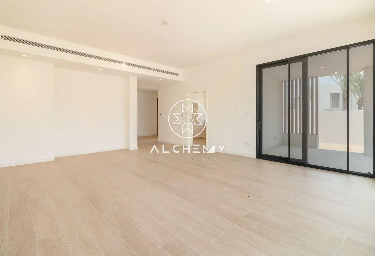 Corner Plot | Close to Park | Ready to Move In