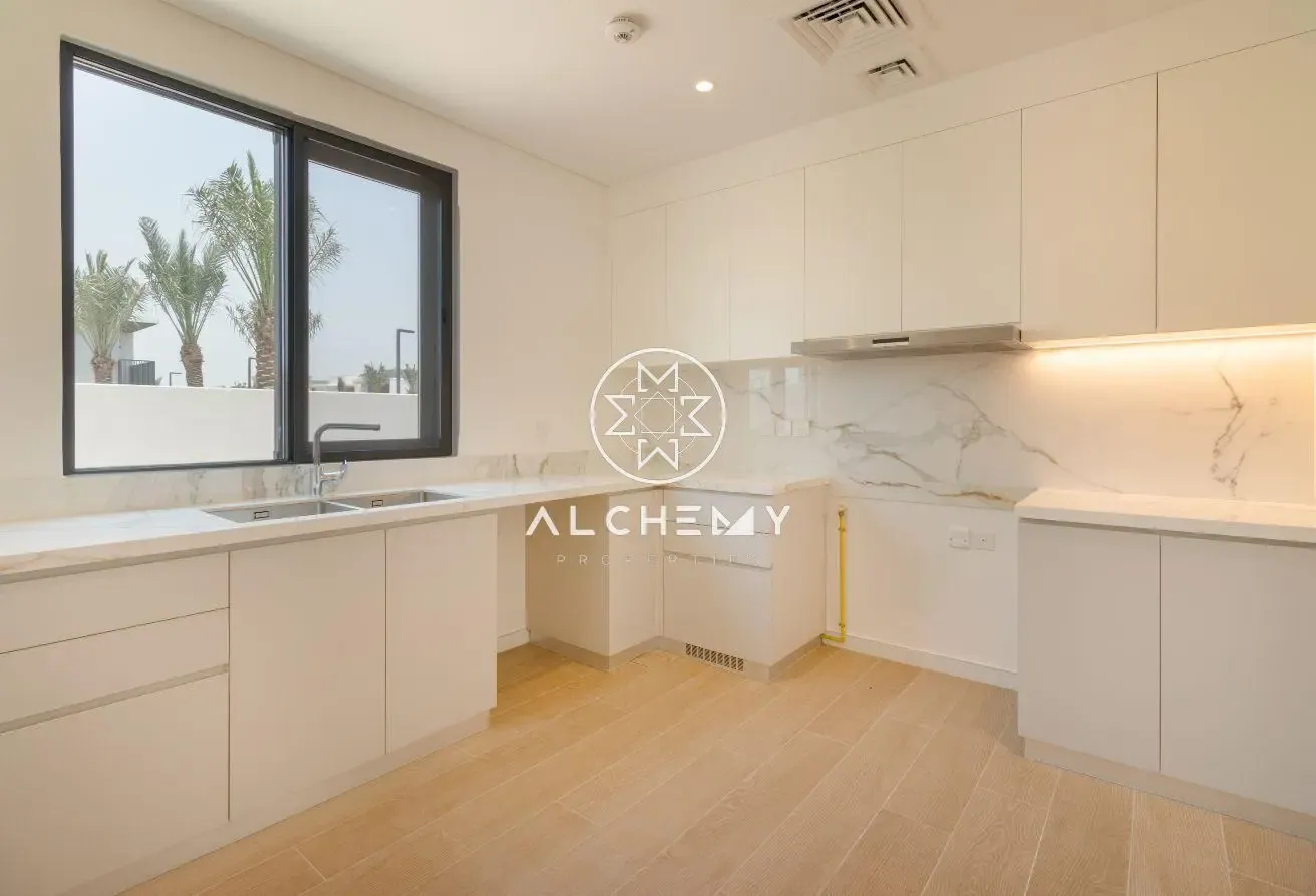 Corner Plot | Close to Park | Ready to Move In