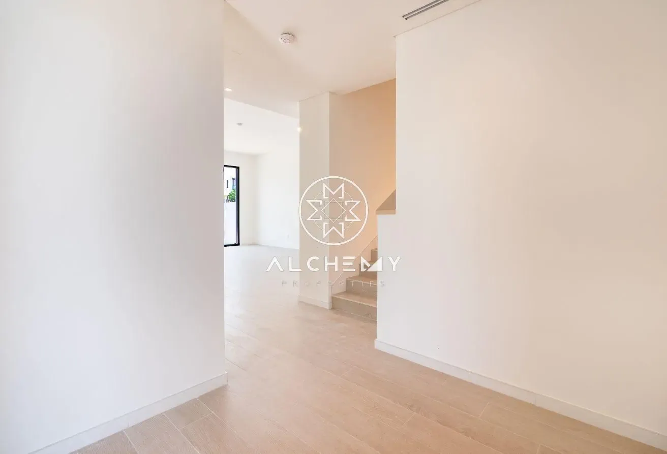 Corner Plot | Close to Park | Ready to Move In
