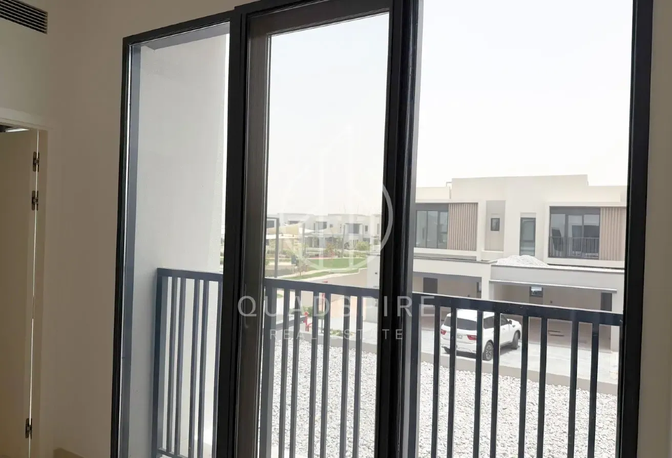 Single Row|Gated Community|3BR+Maid|Brand New