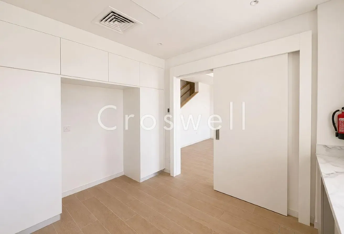 Corner Unit | All En-Suite | Close to Pools