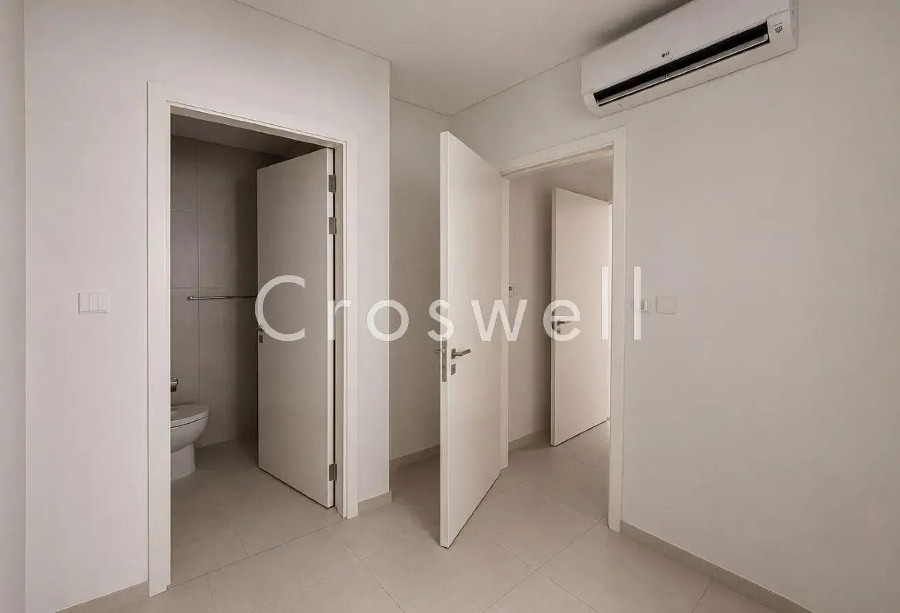 Corner Unit | All En-Suite | Close to Pools