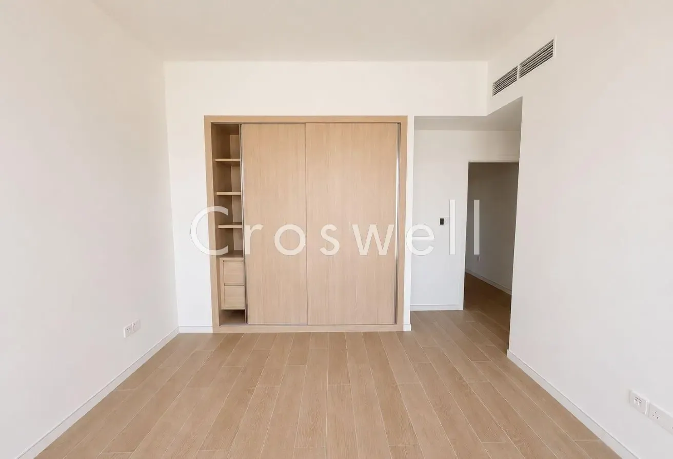 Corner Unit | All En-Suite | Close to Pools