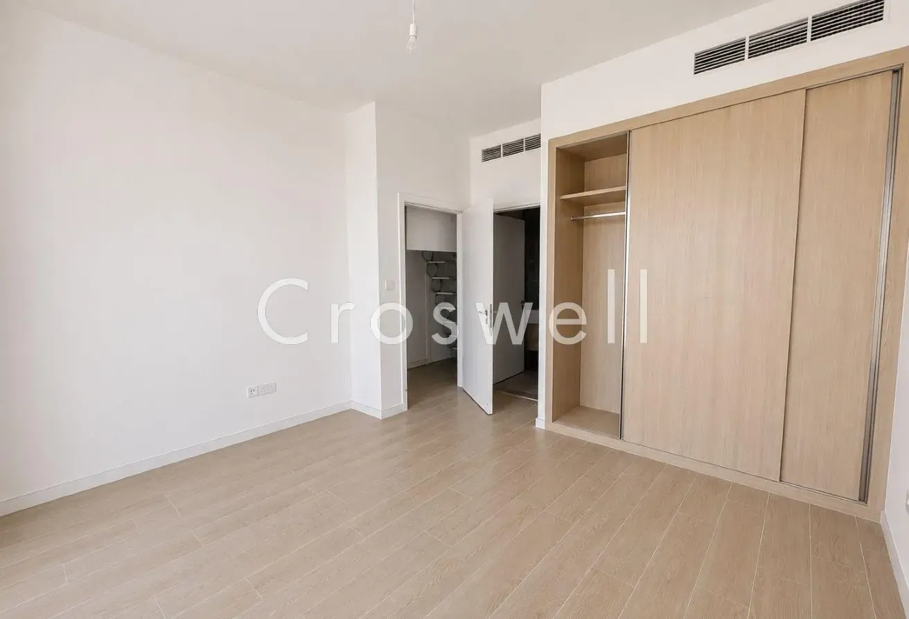 Corner Unit | All En-Suite | Close to Pools