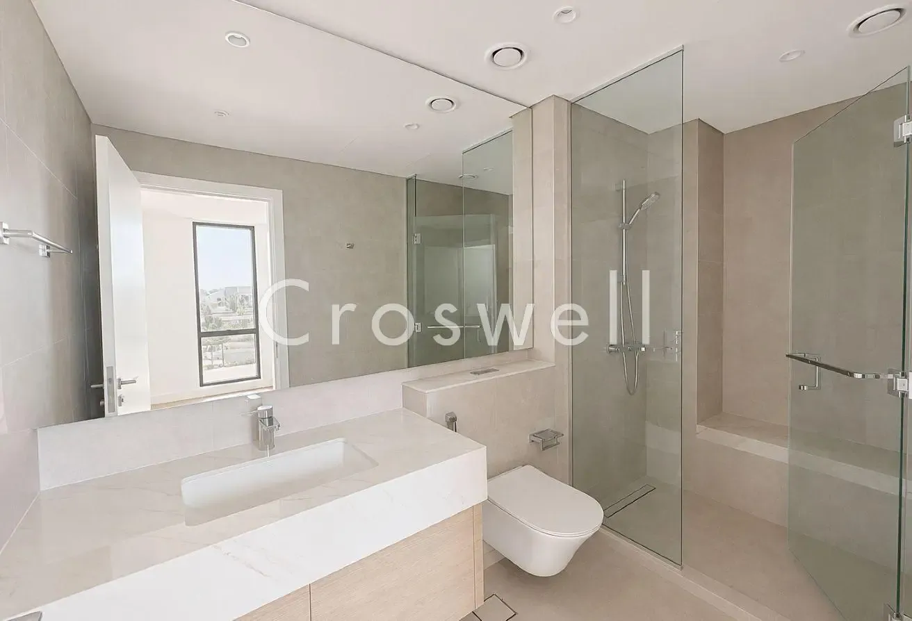 Corner Unit | All En-Suite | Close to Pools