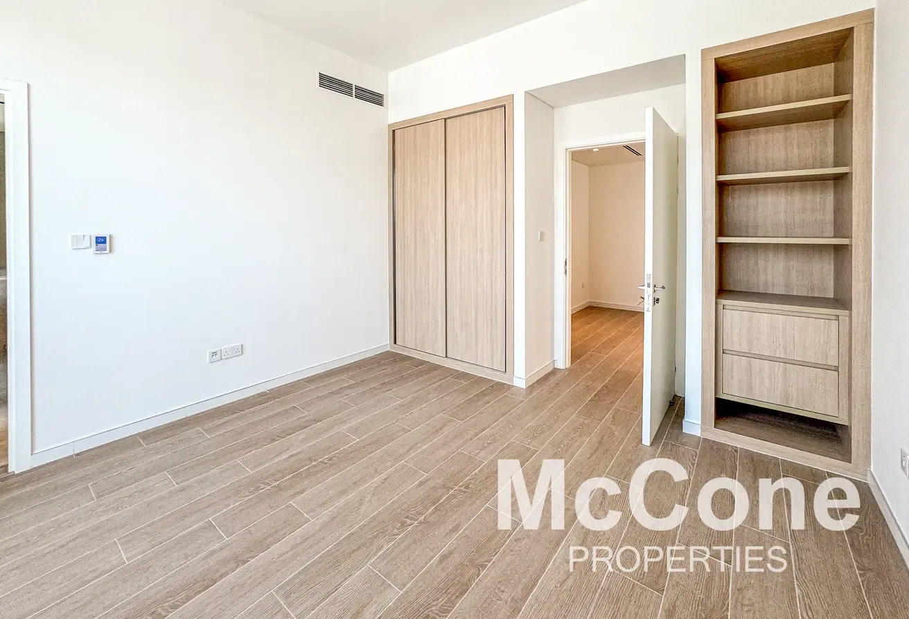 Spacious | Vacant | Inside Community