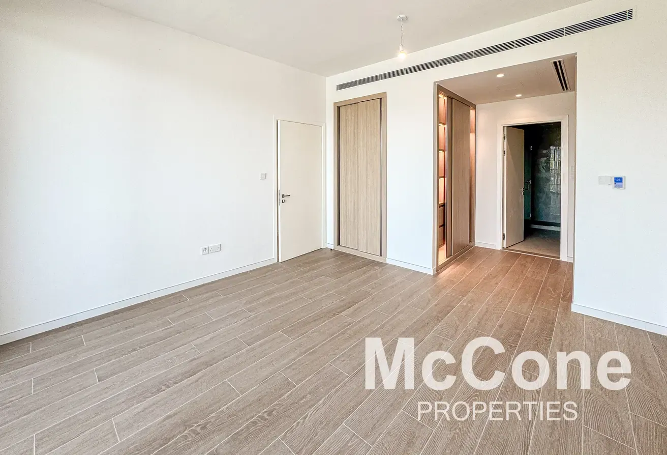 Spacious | Vacant | Inside Community