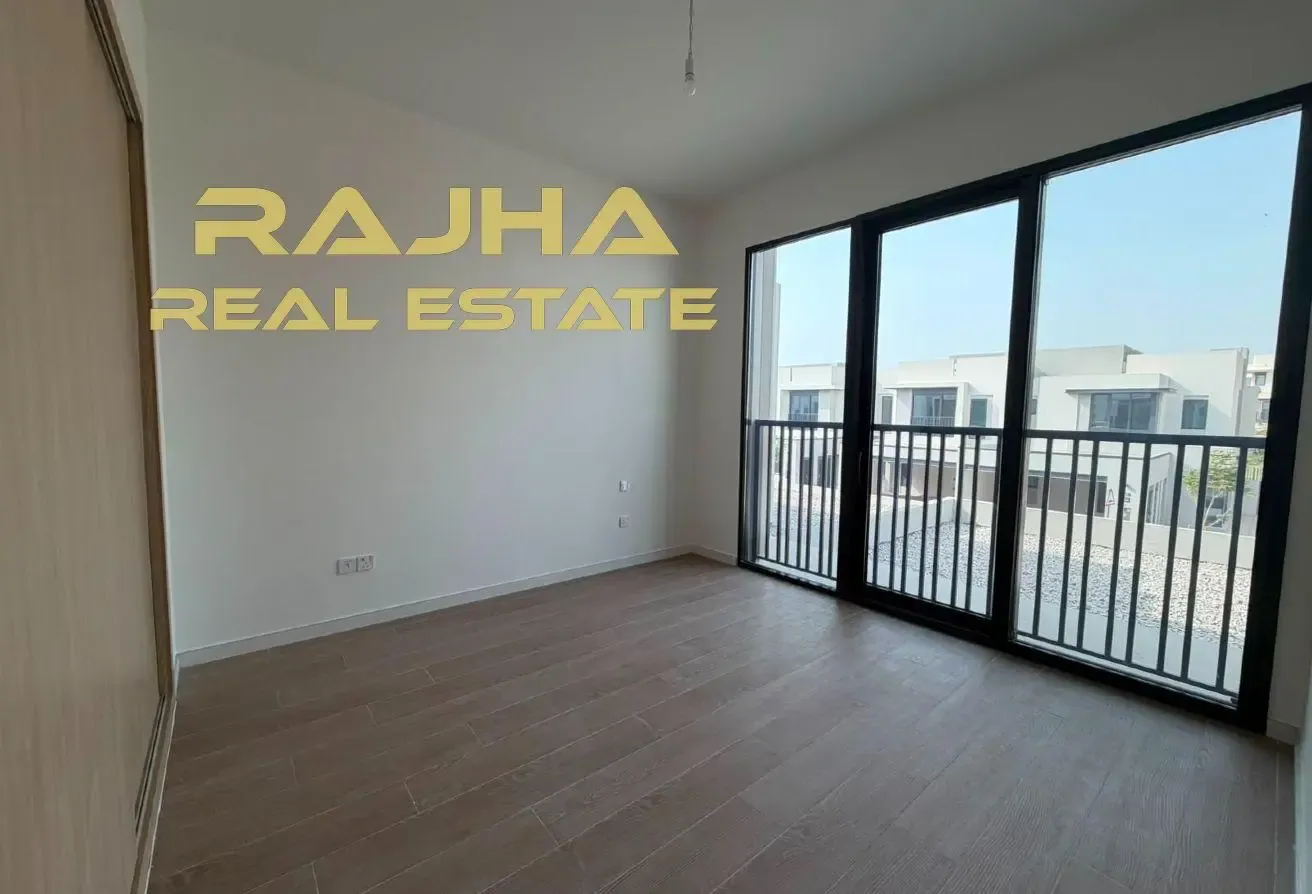 Brand New 4 Bed | Ready Now | Gated Community