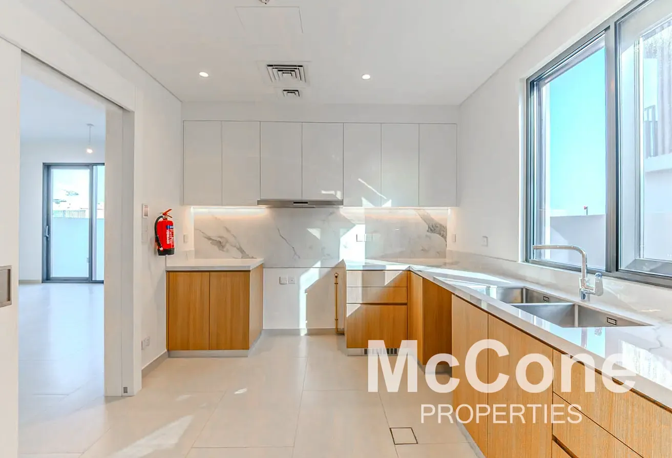 Corner Plot | Internal | Near the Exit