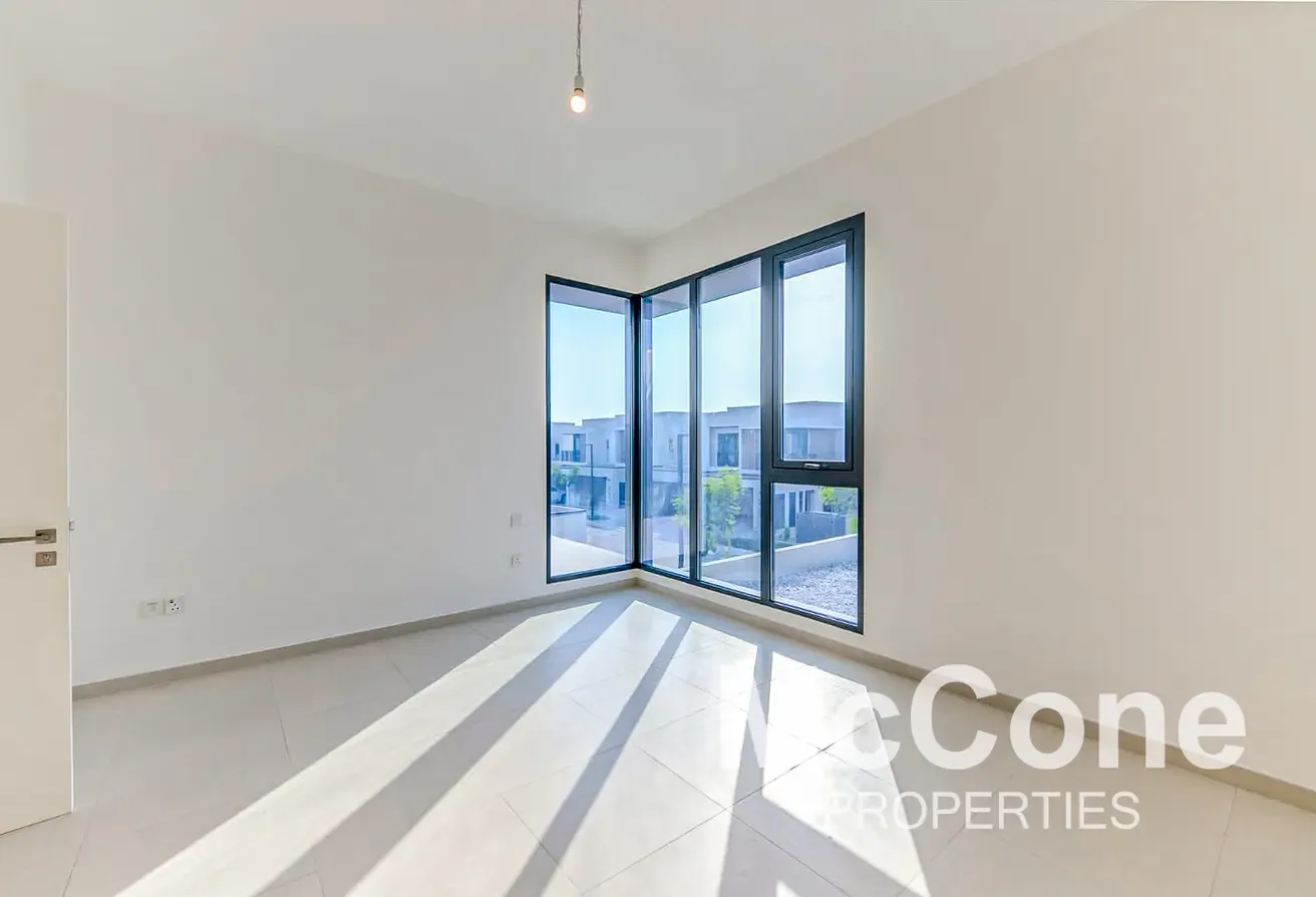 Corner Plot | Internal | Near the Exit